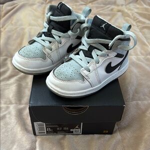 Jordan Kids Shoes - Black and White